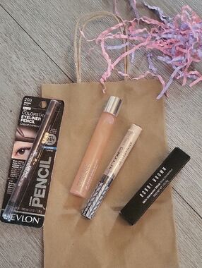 Bobbi Brown l Clinique l Revlon  Makeup Set Fair Tone Beauty Bundle